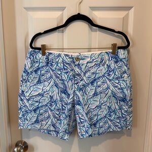 Lilly Pulitzer Jayne Stretch Shorts Size 12 Blue Tropical Print 7” Inseam